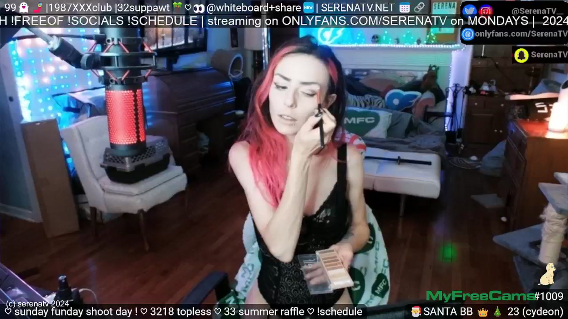Gallery image thumbnail from serenatv's myfreecams stream on, 07/21/2024, 19:59 image 12 of 20