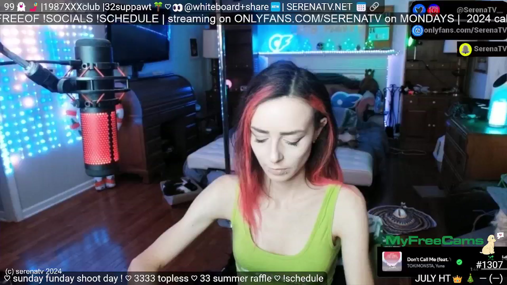 Gallery image thumbnail from serenatv's myfreecams stream on, 07/28/2024, 19:58 image 19 of 20