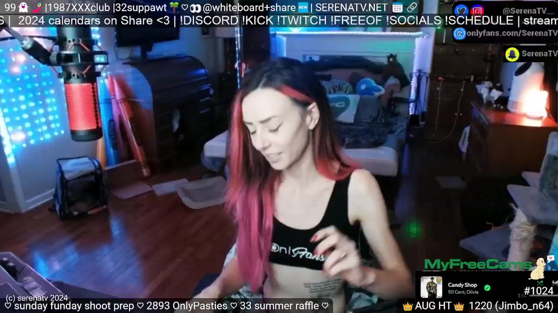 Gallery image thumbnail from serenatv's myfreecams stream on, 08/18/2024, 20:05 image 9 of 20