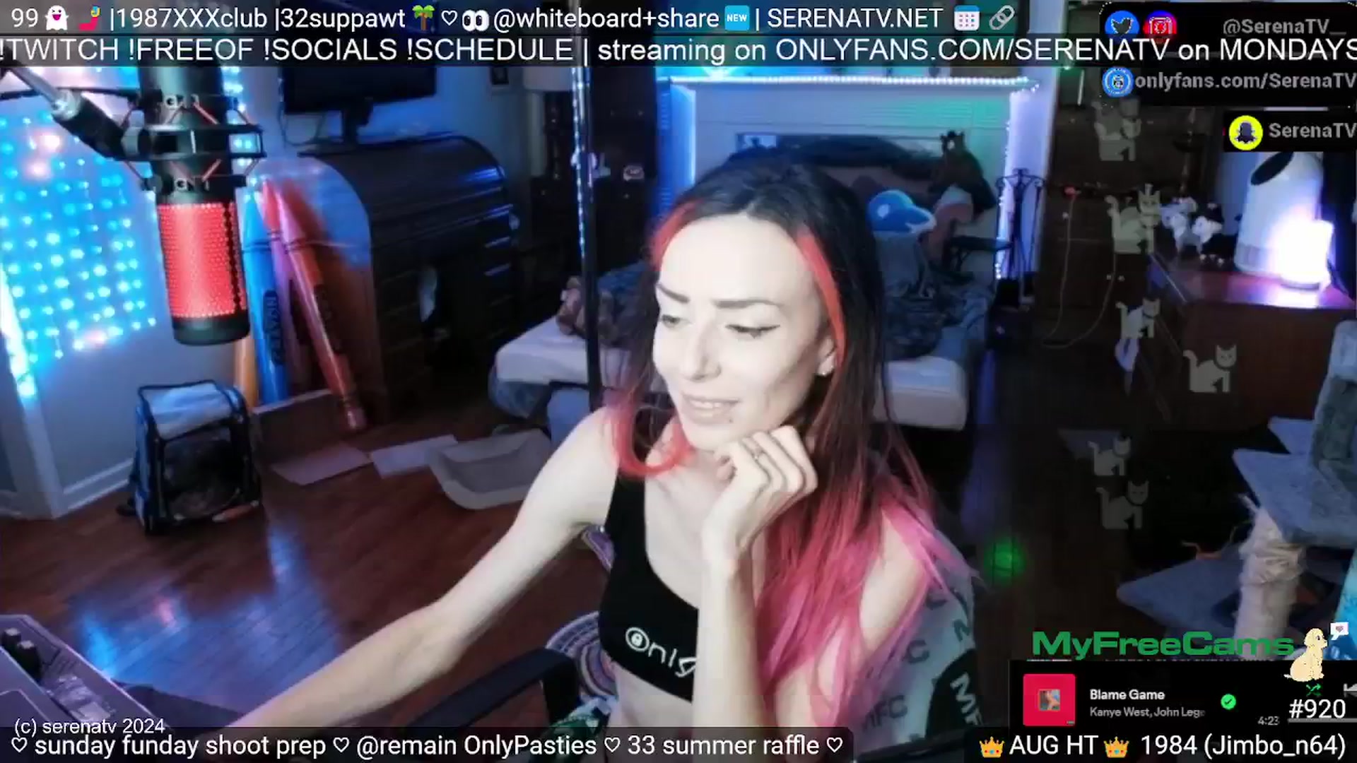 Gallery image thumbnail from serenatv's myfreecams stream on, 08/18/2024, 20:05 image 12 of 20