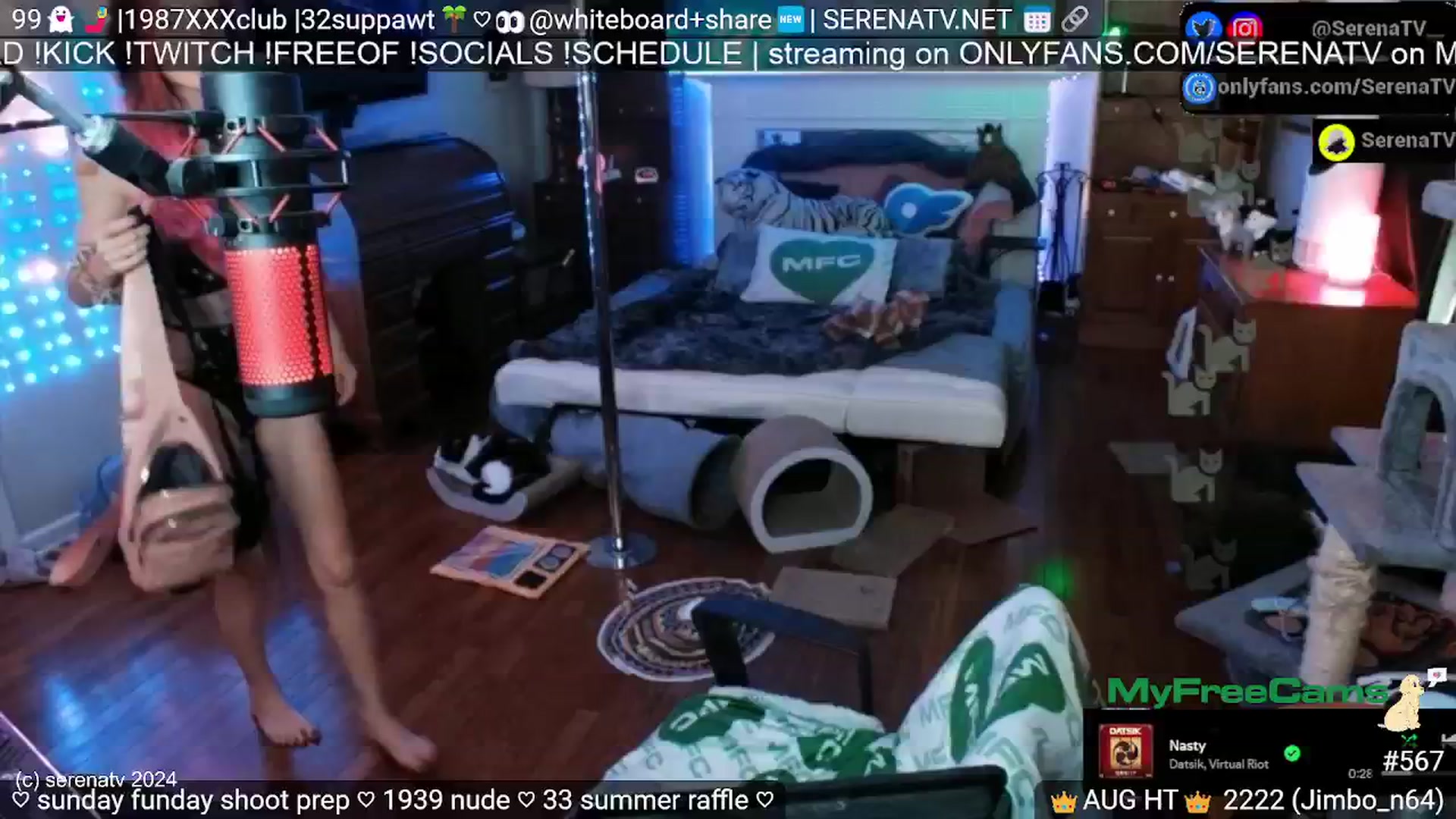 Gallery image thumbnail from serenatv's myfreecams stream on, 08/25/2024, 19:58 image 18 of 20