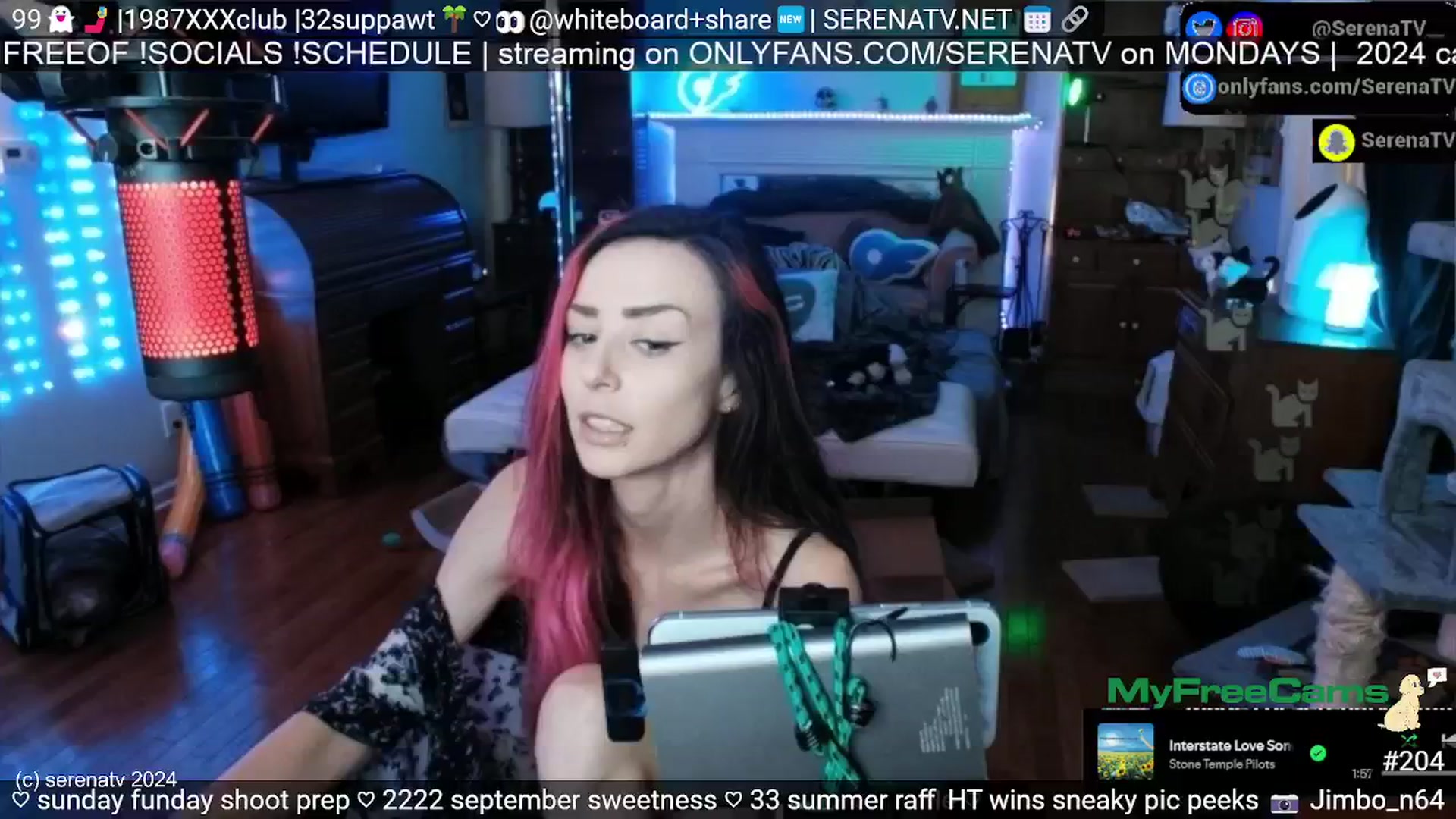 Gallery image thumbnail from serenatv's myfreecams stream on, 09/01/2024, 20:14 image 4 of 20