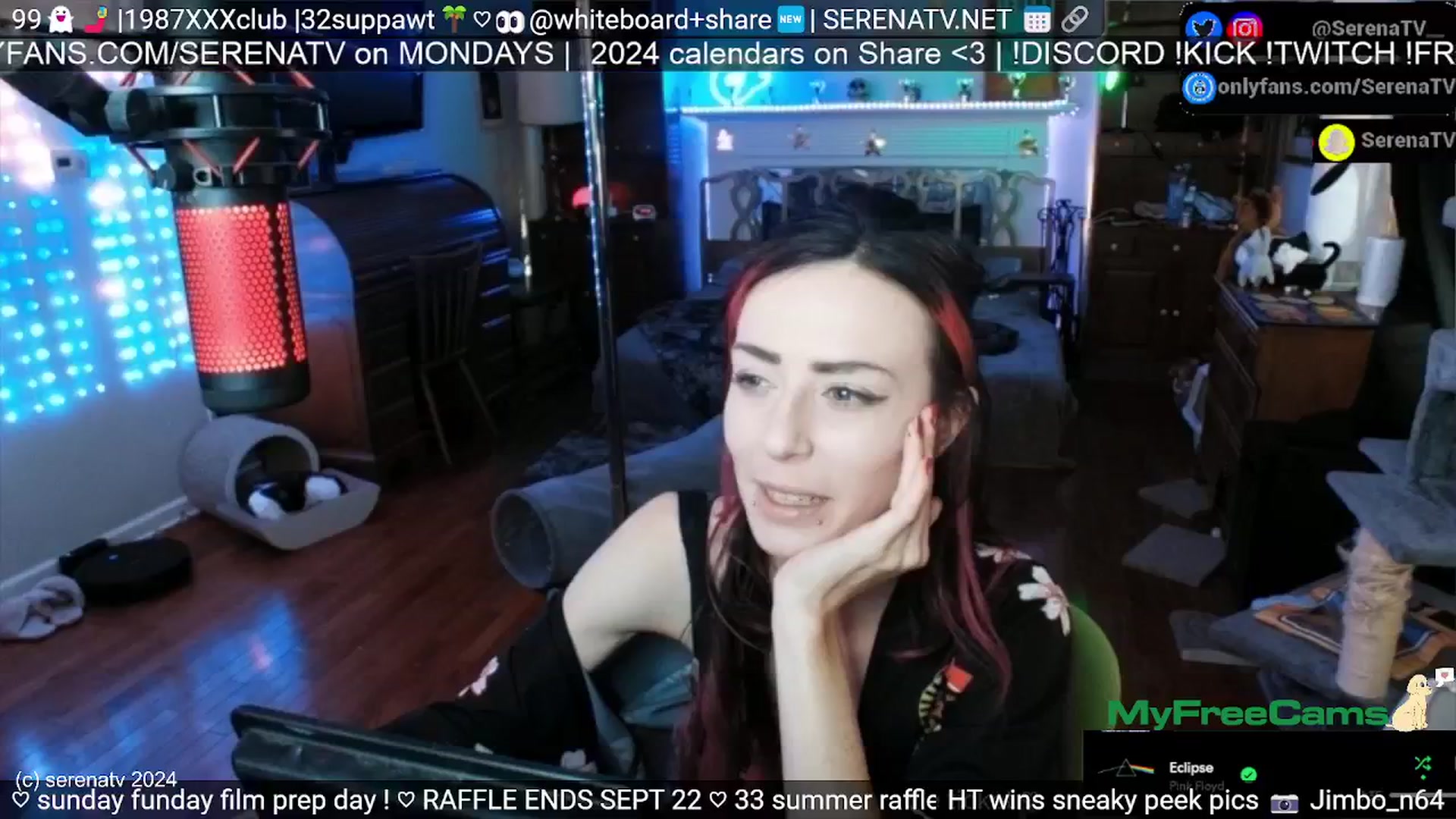 Gallery image thumbnail from serenatv's myfreecams stream on, 09/15/2024, 20:02 image 15 of 20