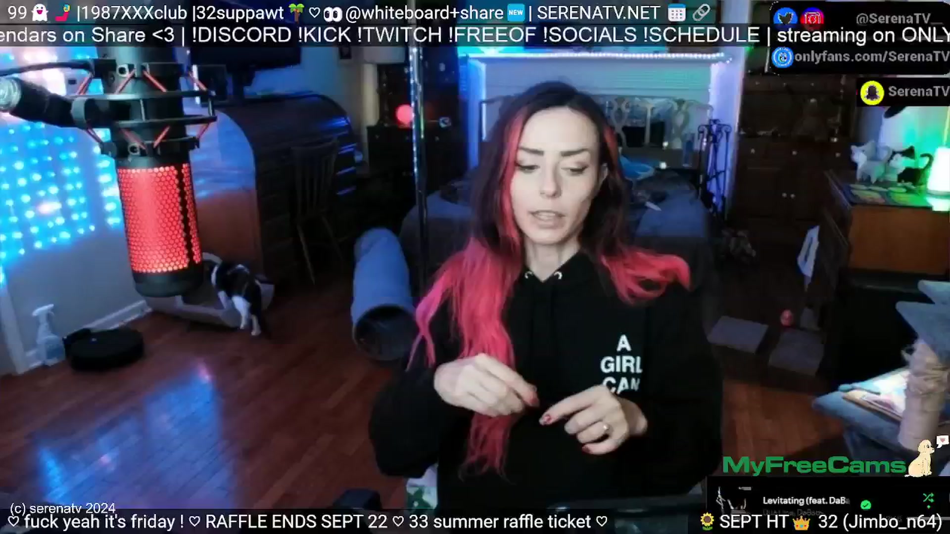 Gallery image thumbnail from serenatv's myfreecams stream on, 09/20/2024, 19:06 image 17 of 20