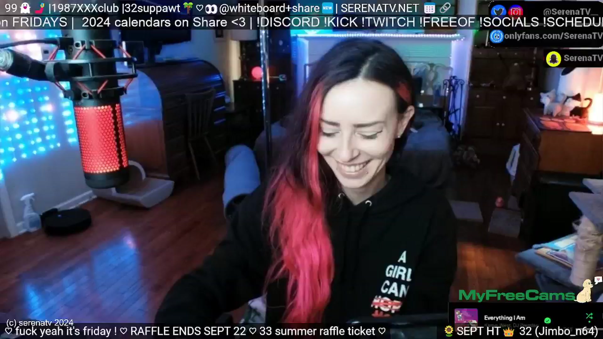 Gallery image thumbnail from serenatv's myfreecams stream on, 09/20/2024, 19:06 image 8 of 20