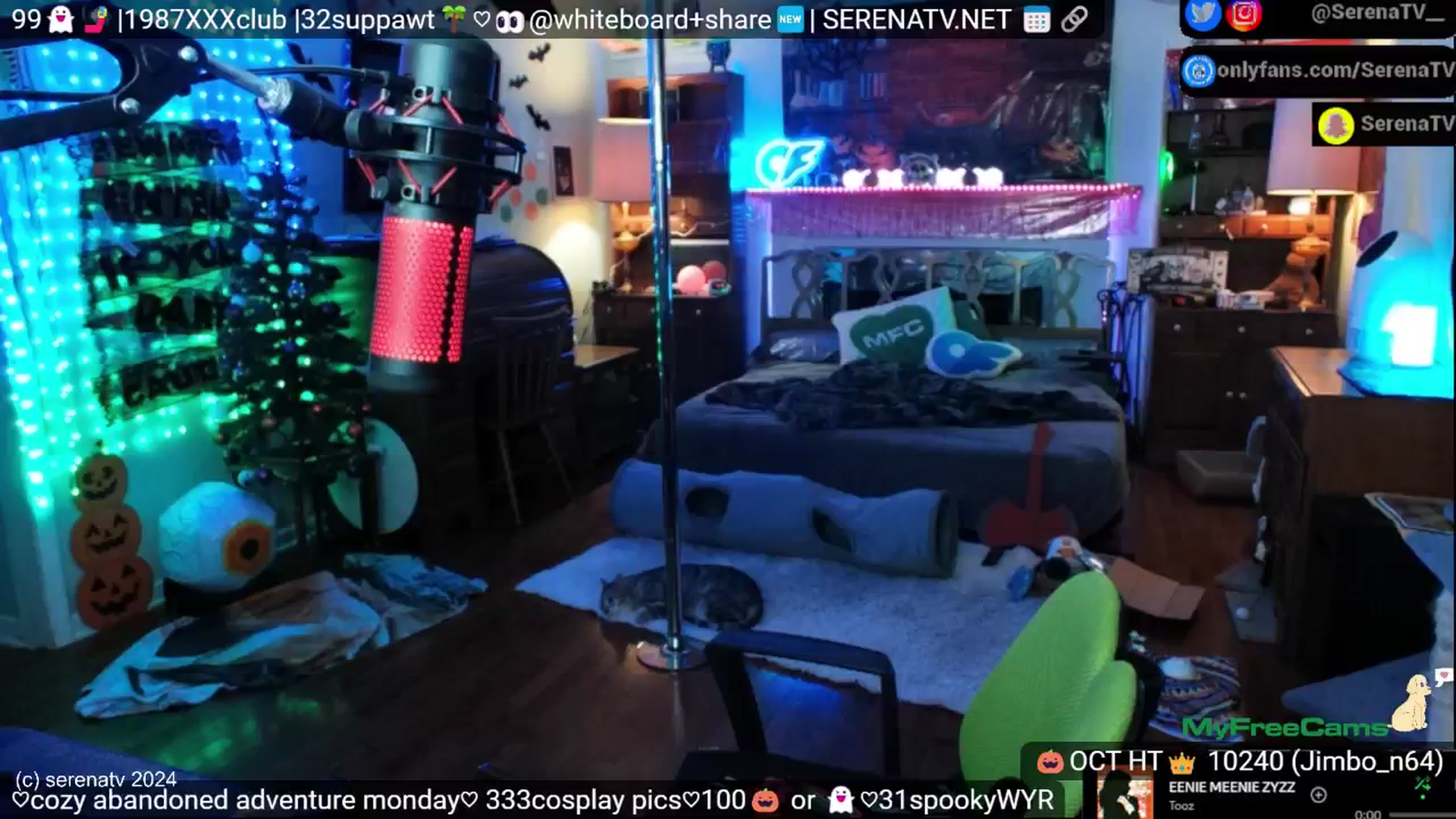 Gallery image thumbnail from serenatv's myfreecams stream on, 10/21/2024, 18:20 image 18 of 20