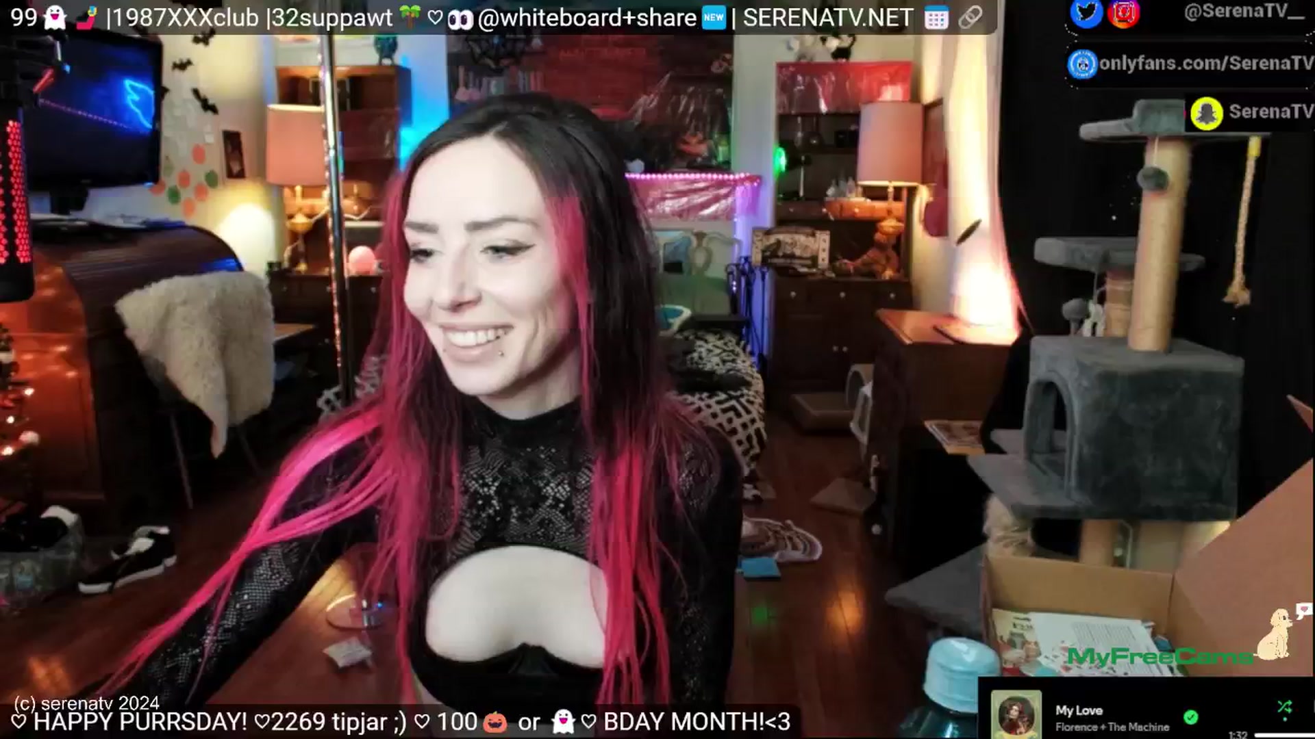 Gallery image thumbnail from serenatv's myfreecams stream on, 11/07/2024, 21:12 image 16 of 20