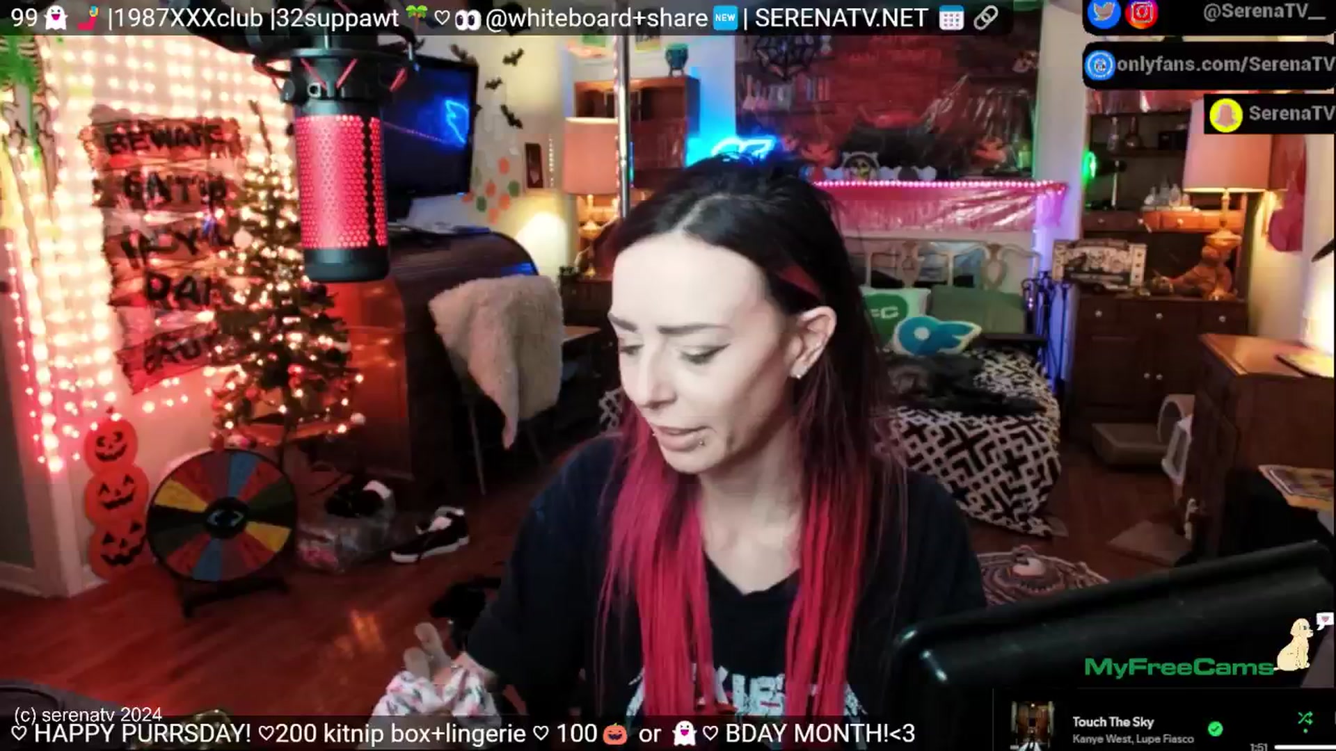Gallery image thumbnail from serenatv's myfreecams stream on, 11/07/2024, 21:12 image 6 of 20