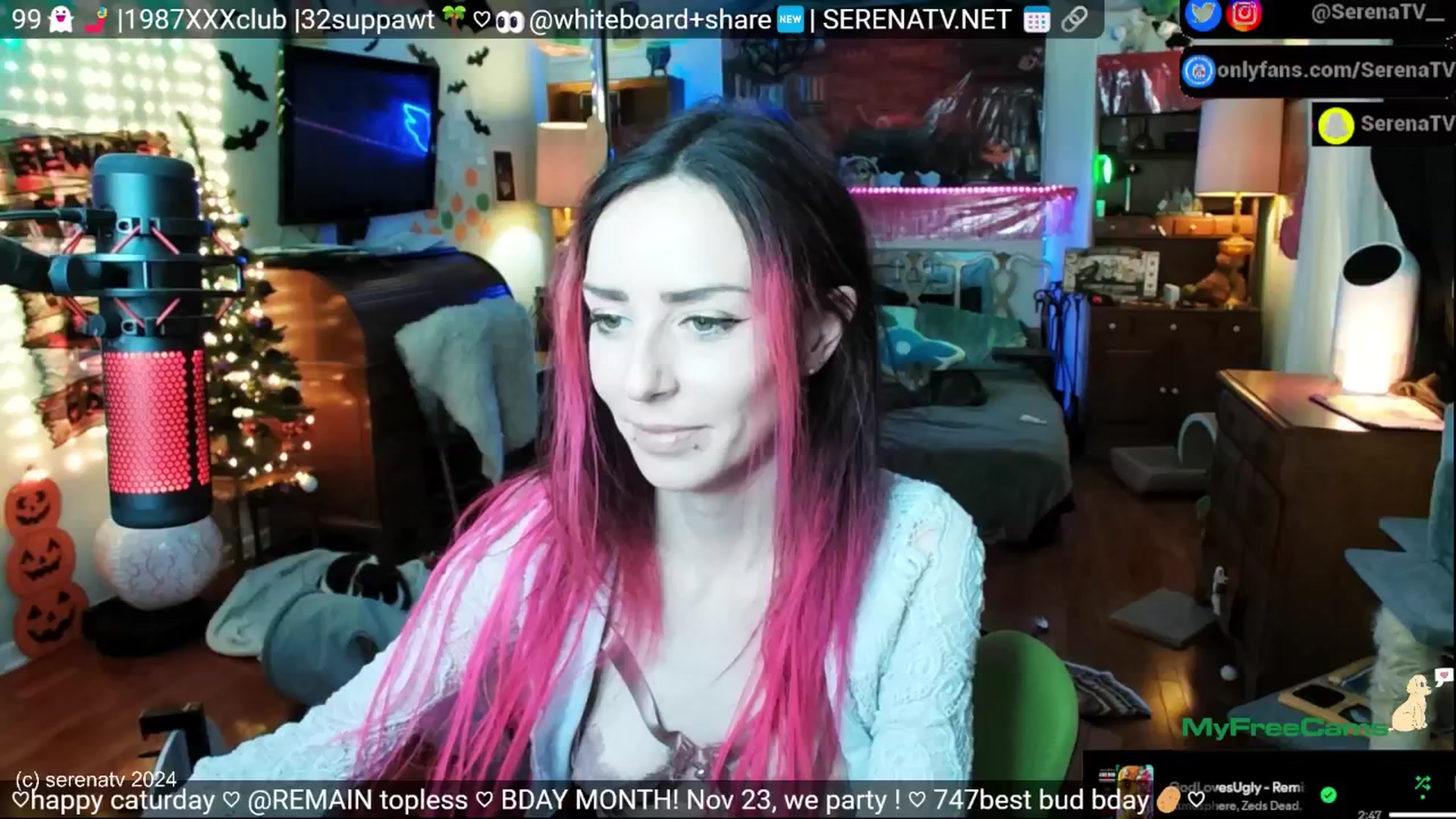 Gallery image thumbnail from serenatv's myfreecams stream on, 11/16/2024, 21:16 image 12 of 20