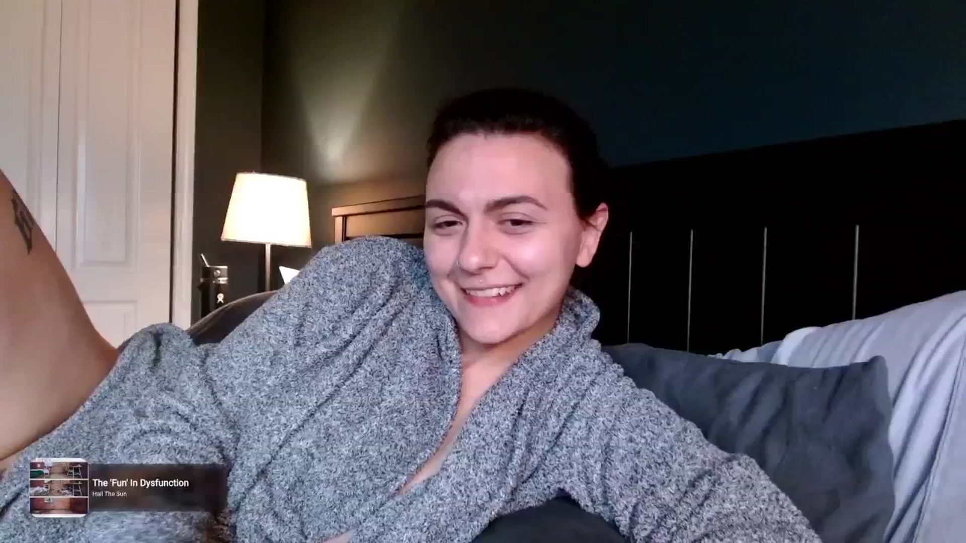 Gallery image thumbnail from serotonin's myfreecams stream on, 03/30/2025, 17:21 image 6 of 20