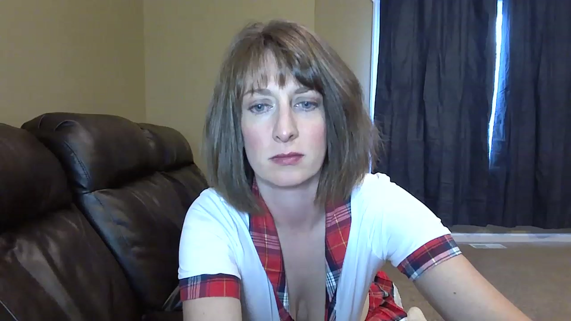 Gallery image thumbnail from sexfiendtiff4's myfreecams stream on, 11/17/2022, 20:29 image 1 of 20