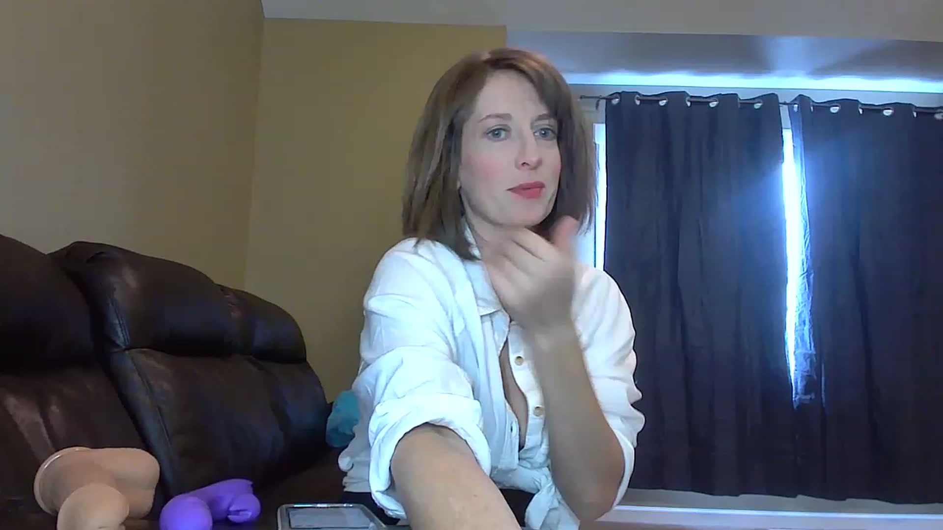 Gallery image thumbnail from sexfiendtiff4's myfreecams stream on, 11/18/2022, 16:06 image 13 of 20