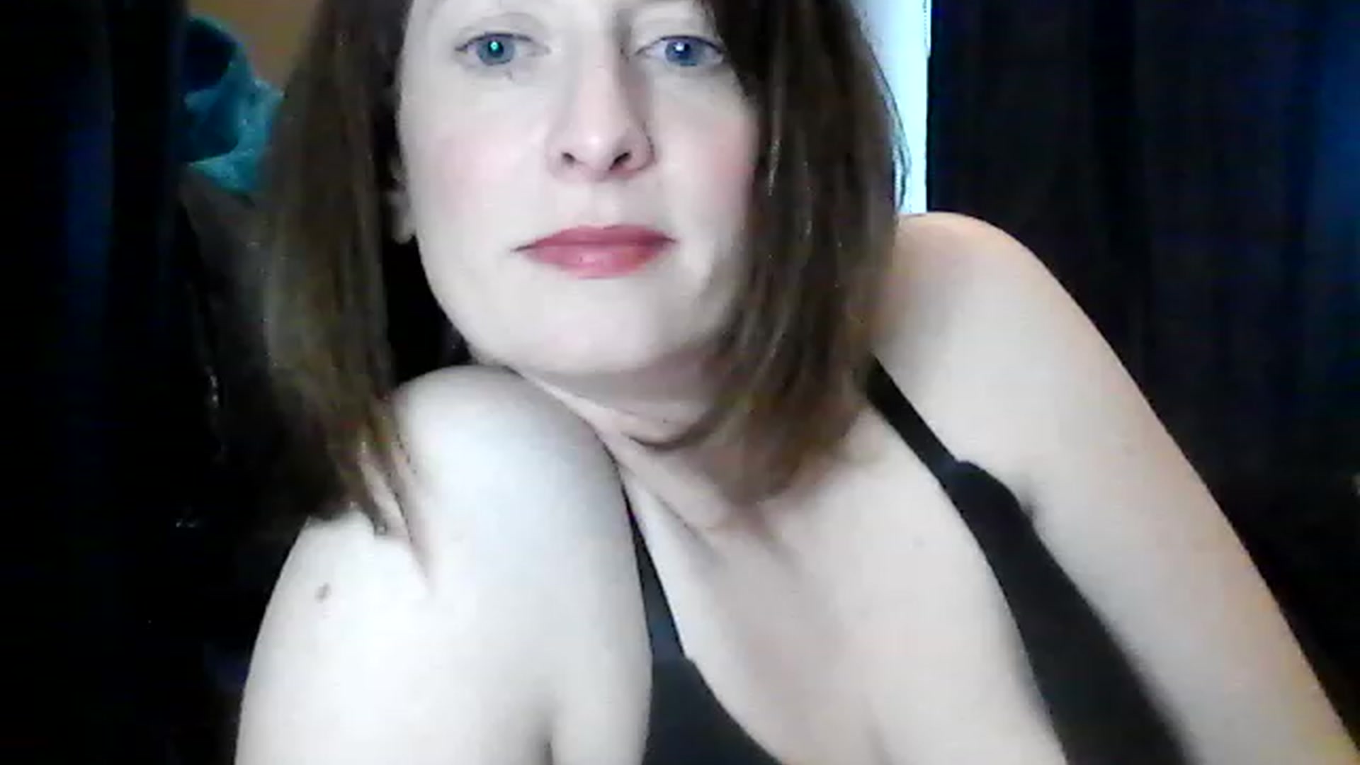 Gallery image thumbnail from sexfiendtiff4's myfreecams stream on, 01/13/2023, 20:04 image 5 of 20