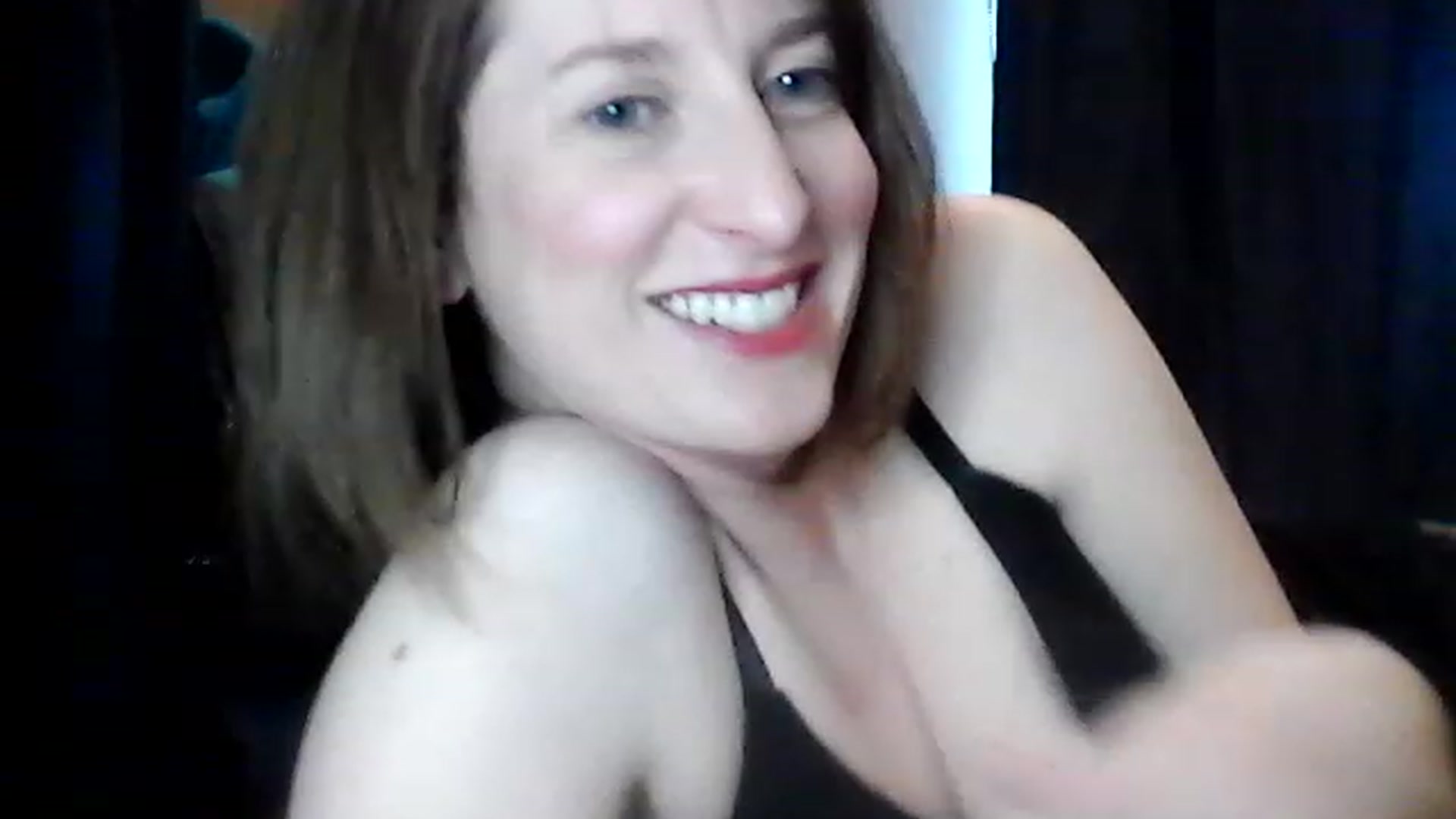 Gallery image thumbnail from sexfiendtiff4's myfreecams stream on, 01/13/2023, 20:04 image 3 of 20
