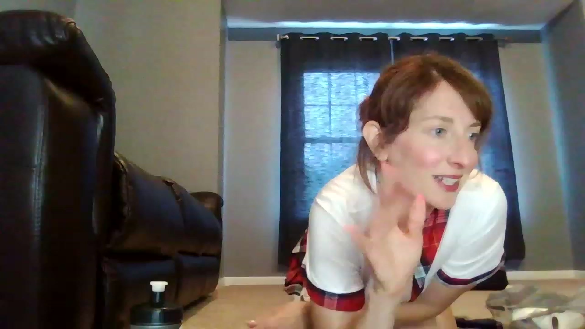 Gallery image thumbnail from sexfiendtiff4's myfreecams stream on, 06/19/2023, 15:30 image 5 of 20