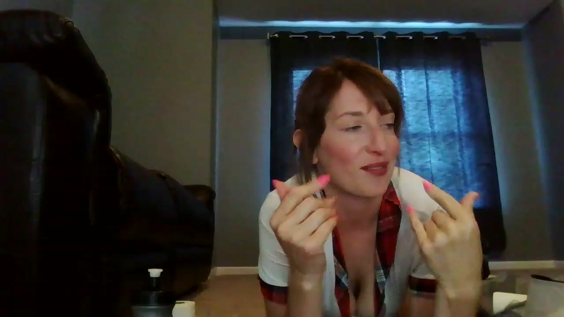 Gallery image thumbnail from sexfiendtiff4's myfreecams stream on, 06/19/2023, 15:30 image 11 of 20