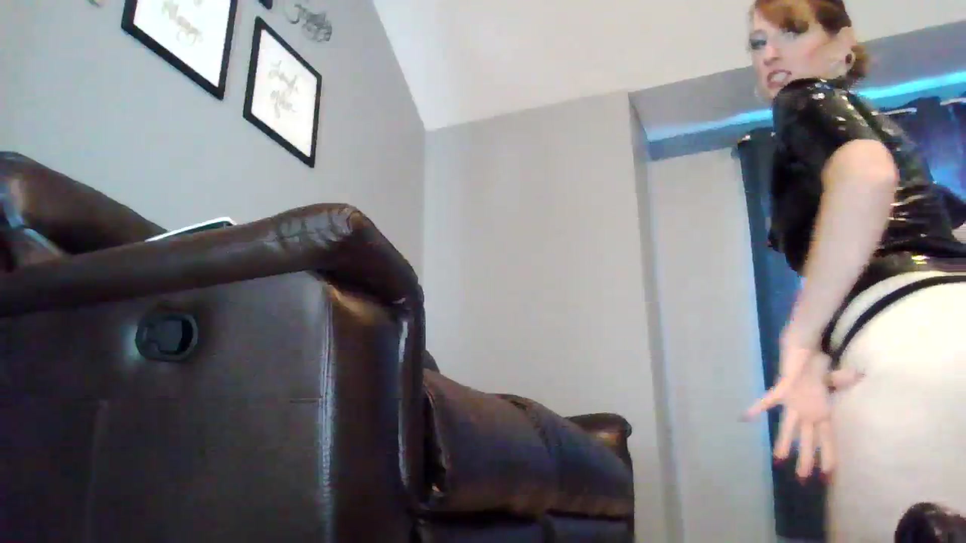 Gallery image thumbnail from sexfiendtiff4's myfreecams stream on, 08/29/2023, 15:48 image 4 of 20