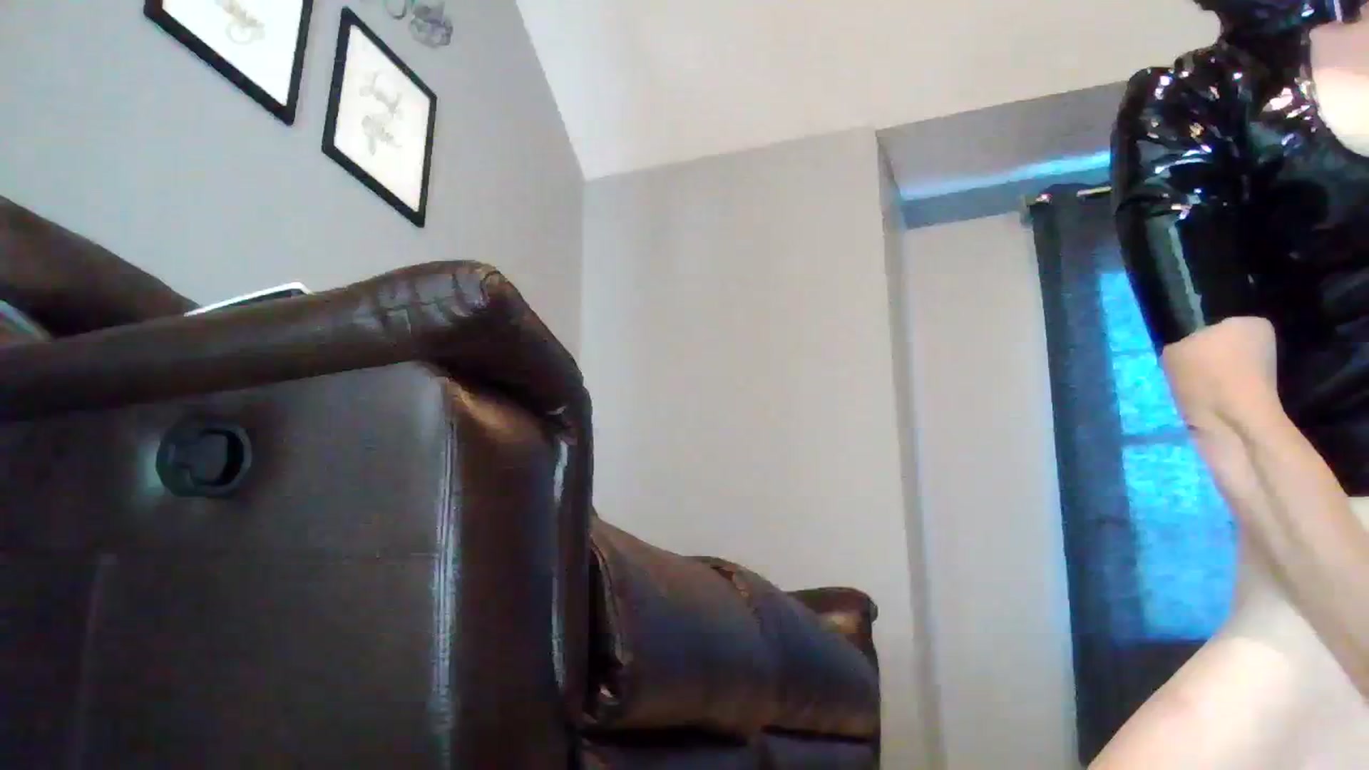 Gallery image thumbnail from sexfiendtiff4's myfreecams stream on, 08/29/2023, 15:48 image 6 of 20