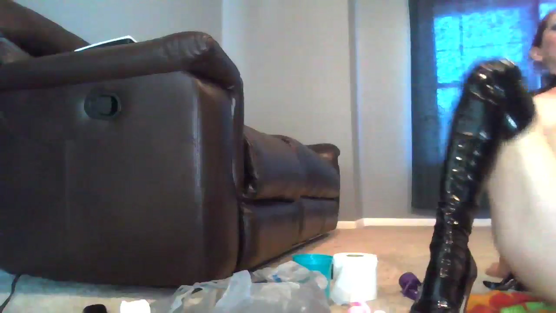 Gallery image thumbnail from sexfiendtiff4's myfreecams stream on, 08/29/2023, 16:29 image 2 of 20