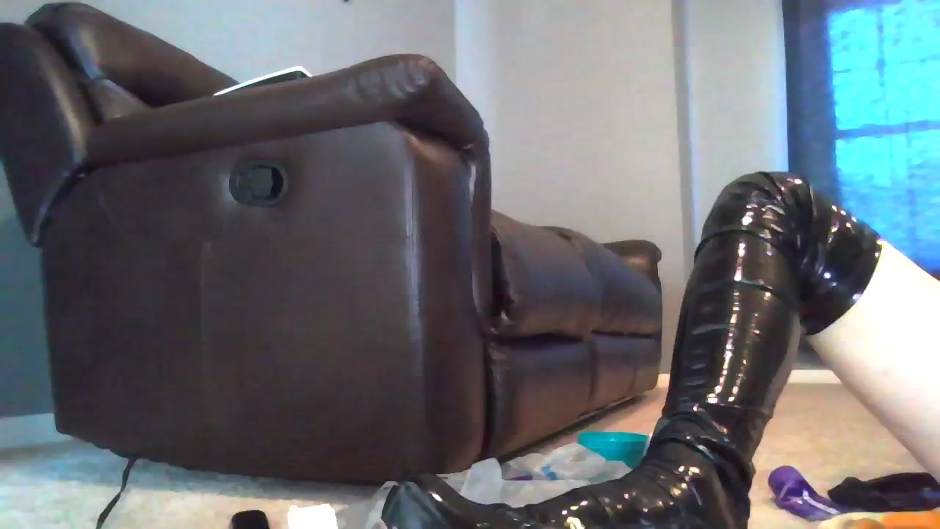Gallery image thumbnail from sexfiendtiff4's myfreecams stream on, 08/29/2023, 16:29 image 1 of 20