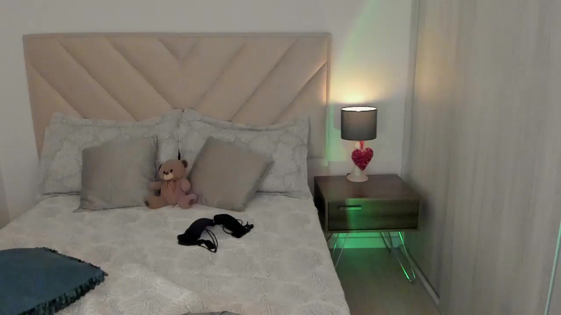 Gallery image thumbnail from sexyALISOM's myfreecams stream on, 03/30/2025, 17:24 image 11 of 20