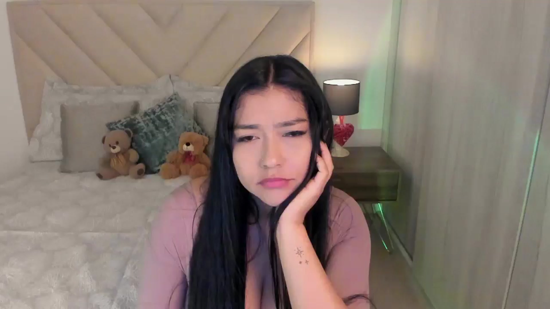 Gallery image thumbnail from sexyALISOM's myfreecams stream on, 04/06/2025, 11:56 image 1 of 20