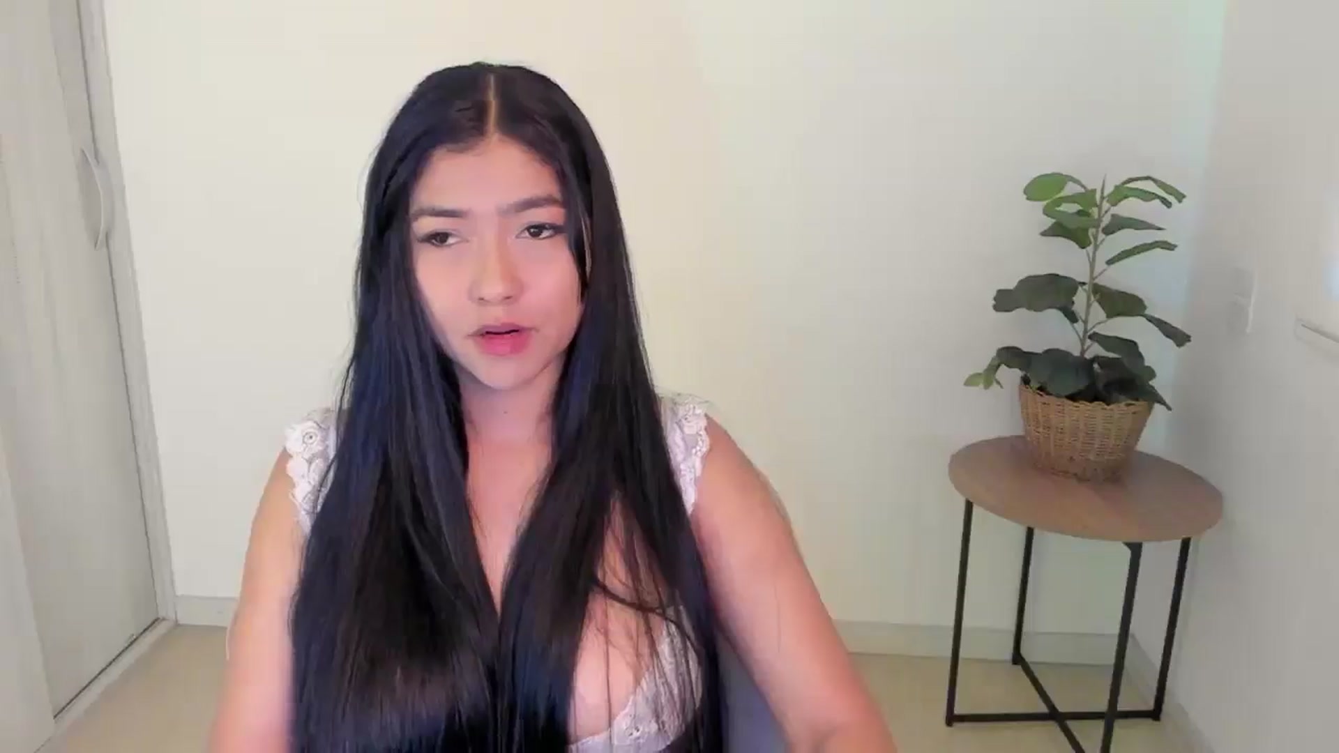 Gallery image thumbnail from sexyALISOM's myfreecams stream on, 04/13/2025, 15:06 image 6 of 20