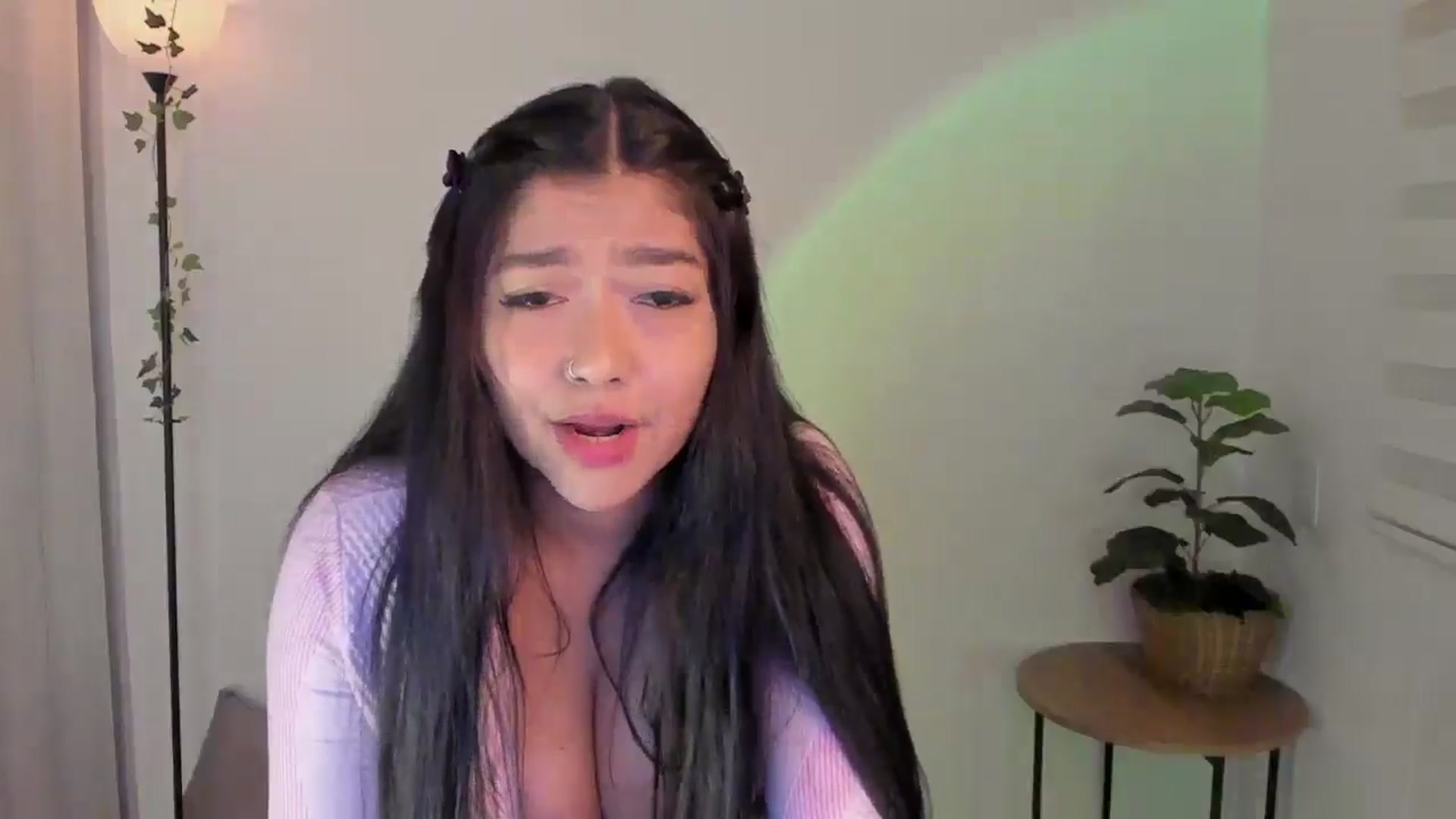 Gallery image thumbnail from sexyALISOM's myfreecams stream on, 05/19/2025, 24:03 image 3 of 20