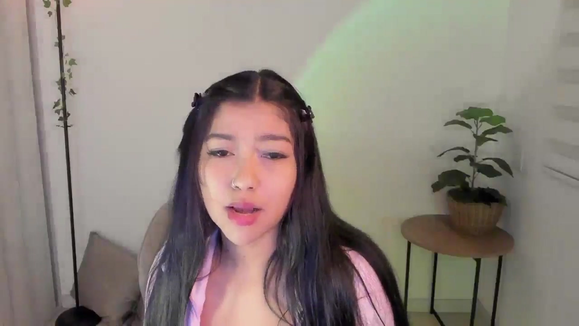 Gallery image thumbnail from sexyALISOM's myfreecams stream on, 05/19/2025, 24:03 image 2 of 20