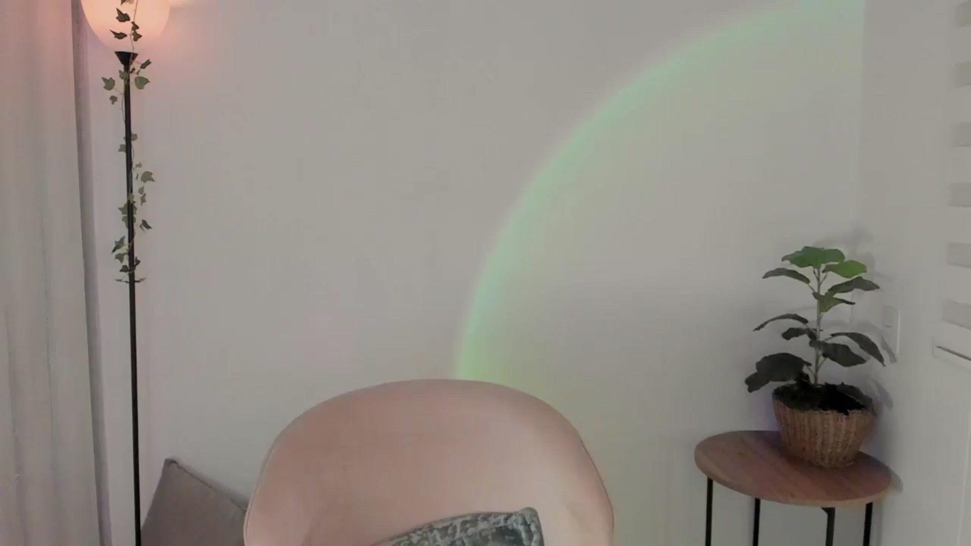 Gallery image thumbnail from sexyALISOM's myfreecams stream on, 05/19/2025, 07:23 image 4 of 20