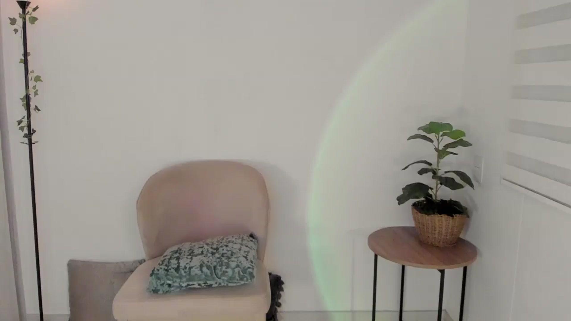 Gallery image thumbnail from sexyALISOM's myfreecams stream on, 05/21/2025, 11:10 image 14 of 20