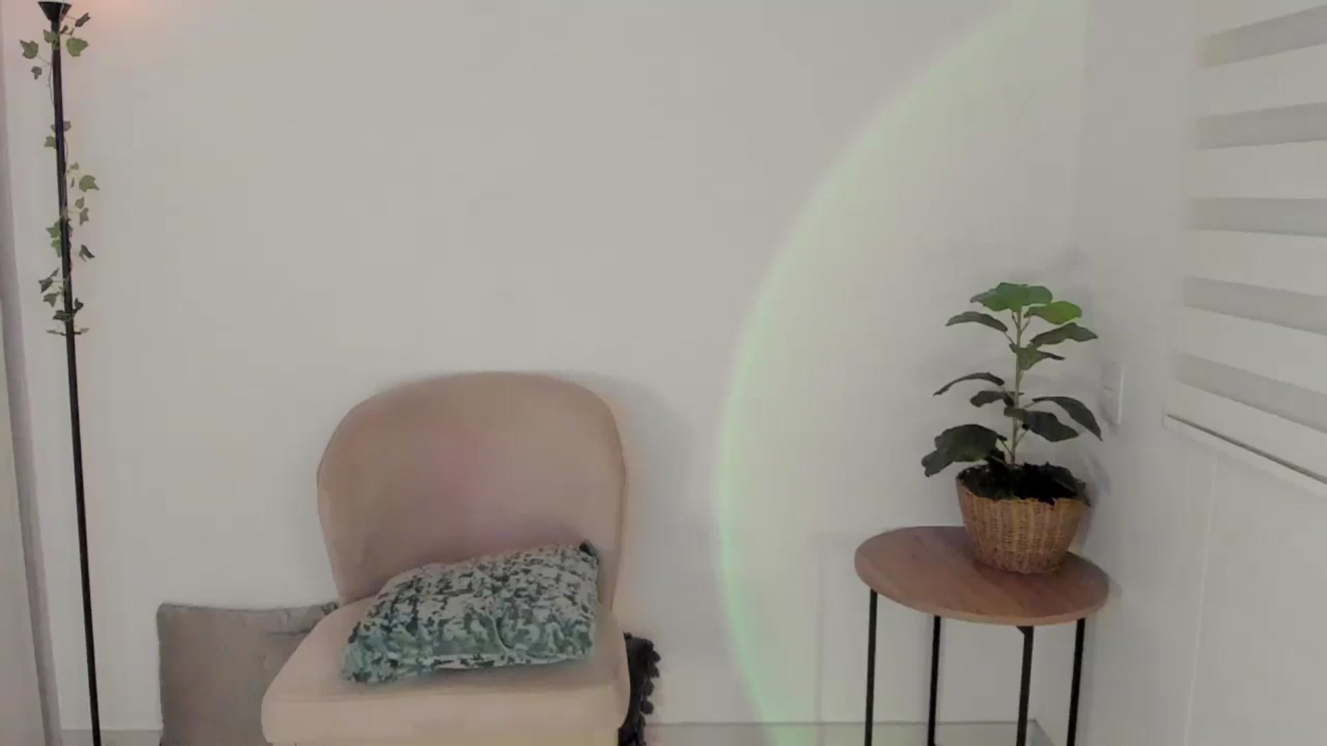 Gallery image thumbnail from sexyALISOM's myfreecams stream on, 05/21/2025, 11:10 image 9 of 20