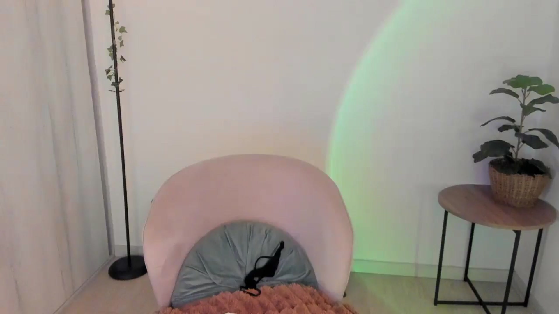 Gallery image thumbnail from sexyALISOM's myfreecams stream on, 06/07/2025, 13:00 image 2 of 20