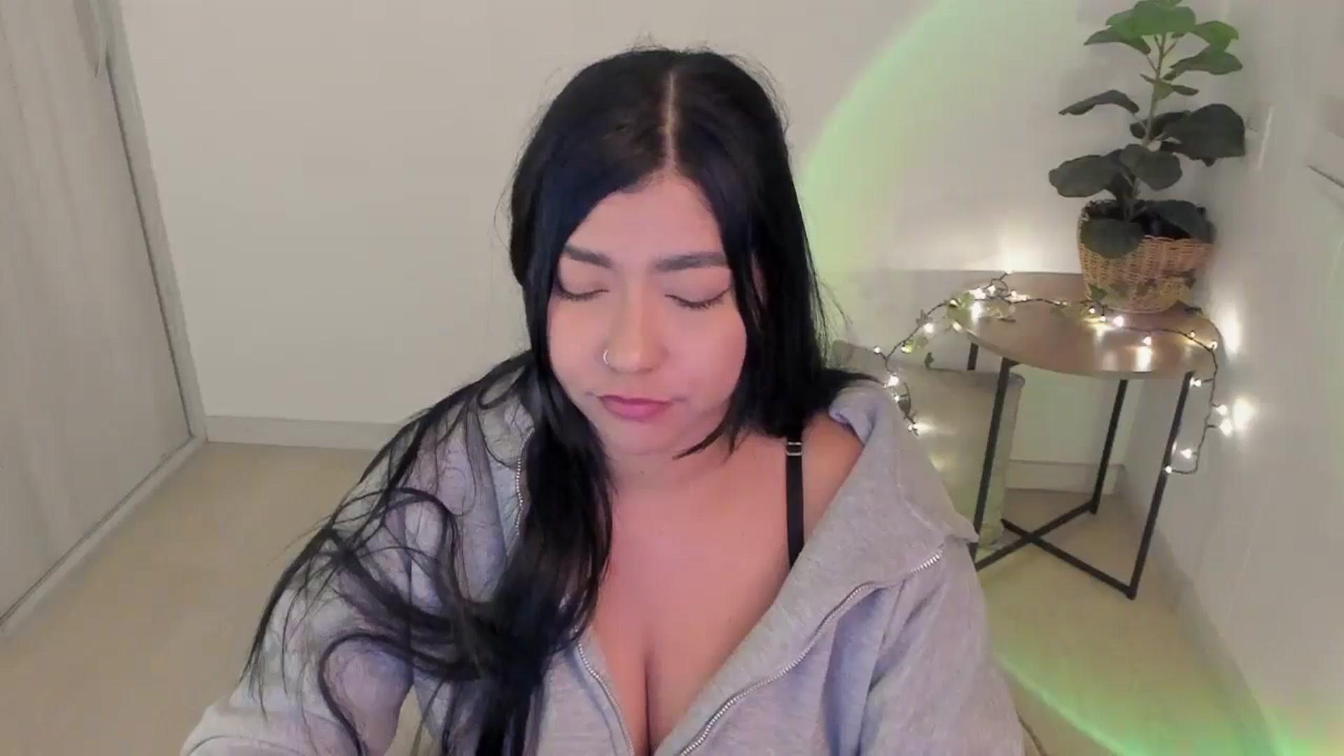 Gallery image thumbnail from sexyALISOM's myfreecams stream on, 11/17/2025, 09:43 image 7 of 20