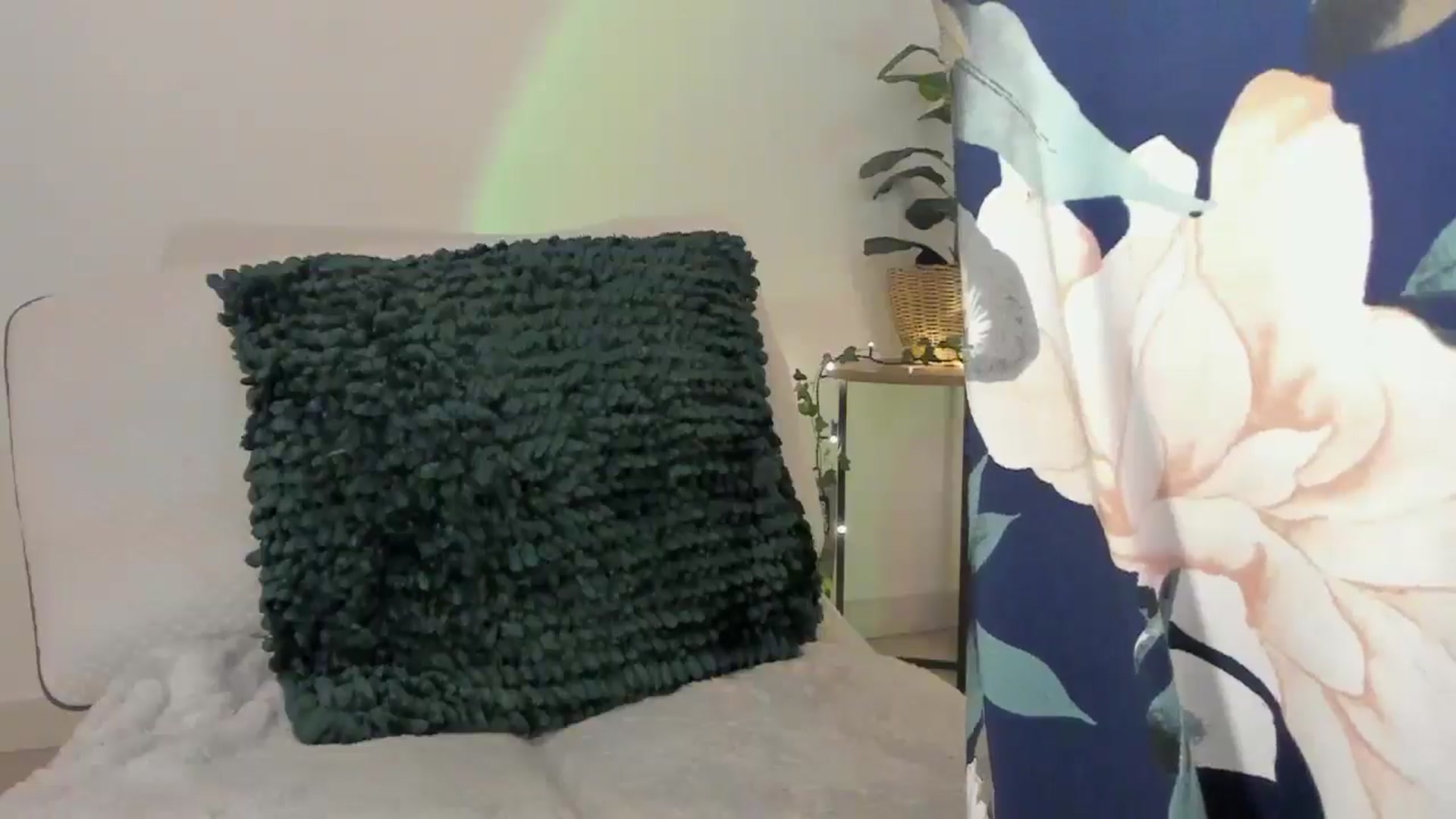Gallery image thumbnail from sexyALISOM's myfreecams stream on, 11/23/2025, 12:57 image 2 of 20