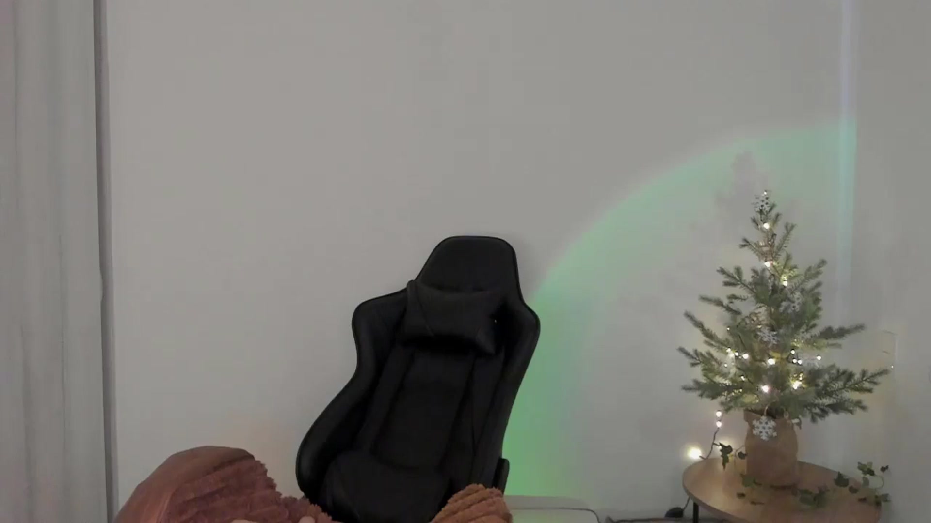 Gallery image thumbnail from sexyALISOM's myfreecams stream on, 12/16/2025, 16:23 image 8 of 20