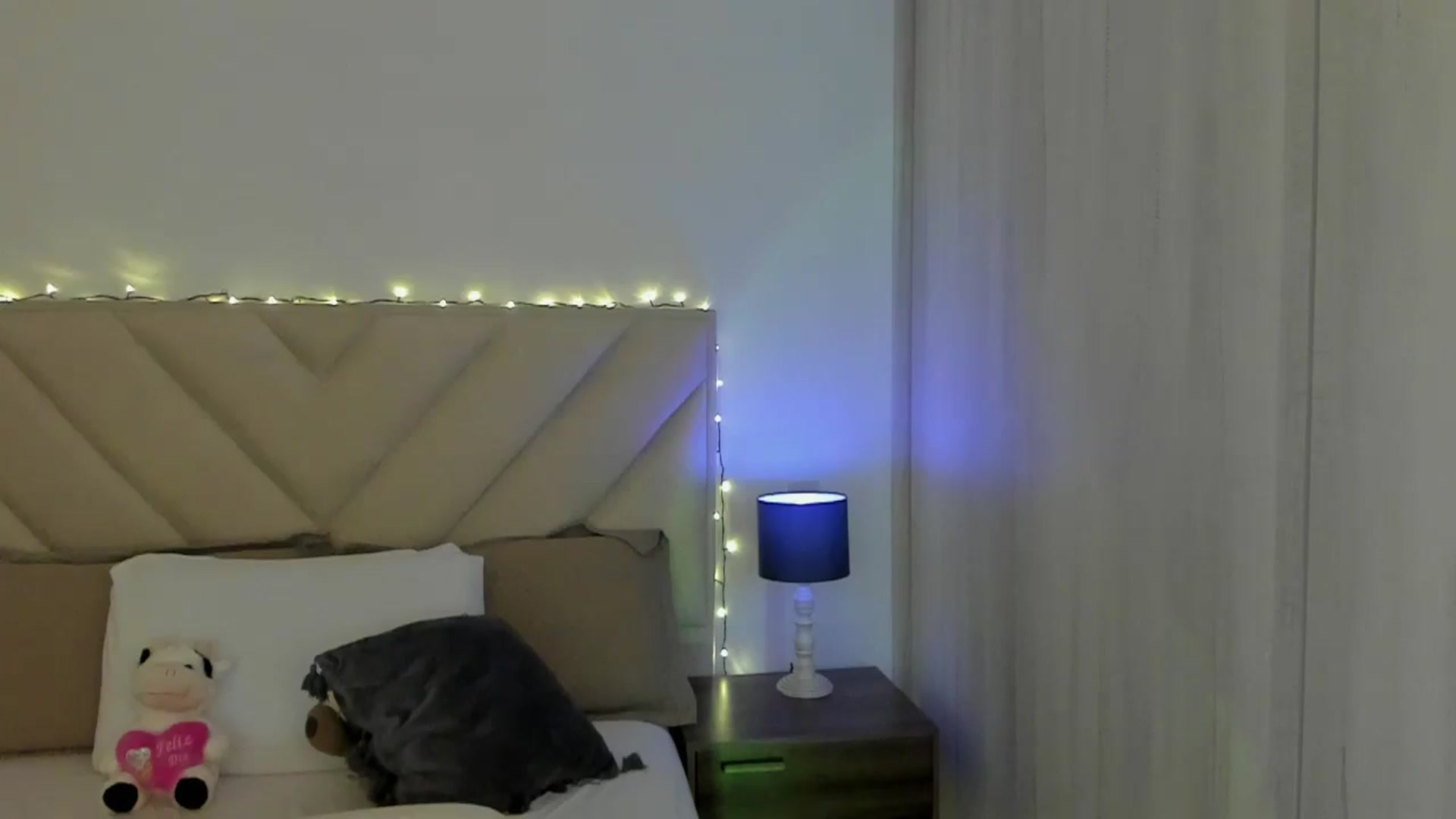 Gallery image thumbnail from sexyALISOM's myfreecams stream on, 12/27/2025, 18:21 image 19 of 20