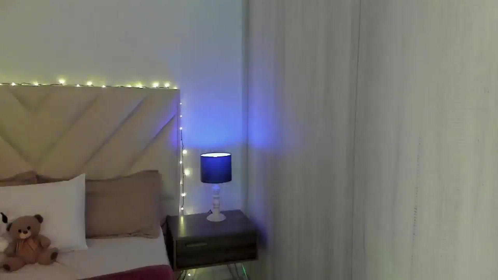 Gallery image thumbnail from sexyALISOM's myfreecams stream on, 12/29/2025, 15:37 image 19 of 20