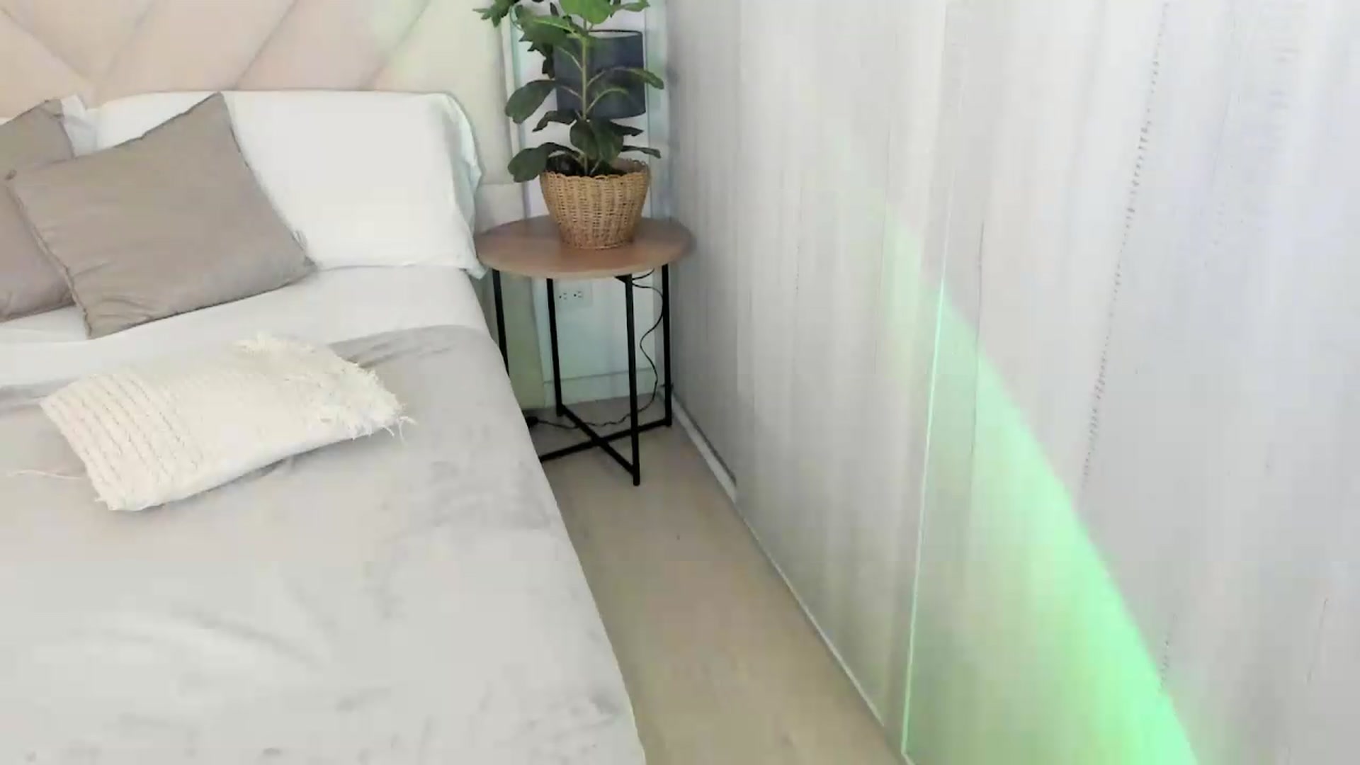 Gallery image thumbnail from sexyALISOM's myfreecams stream on, 05/30/2026, 11:25 image 20 of 20