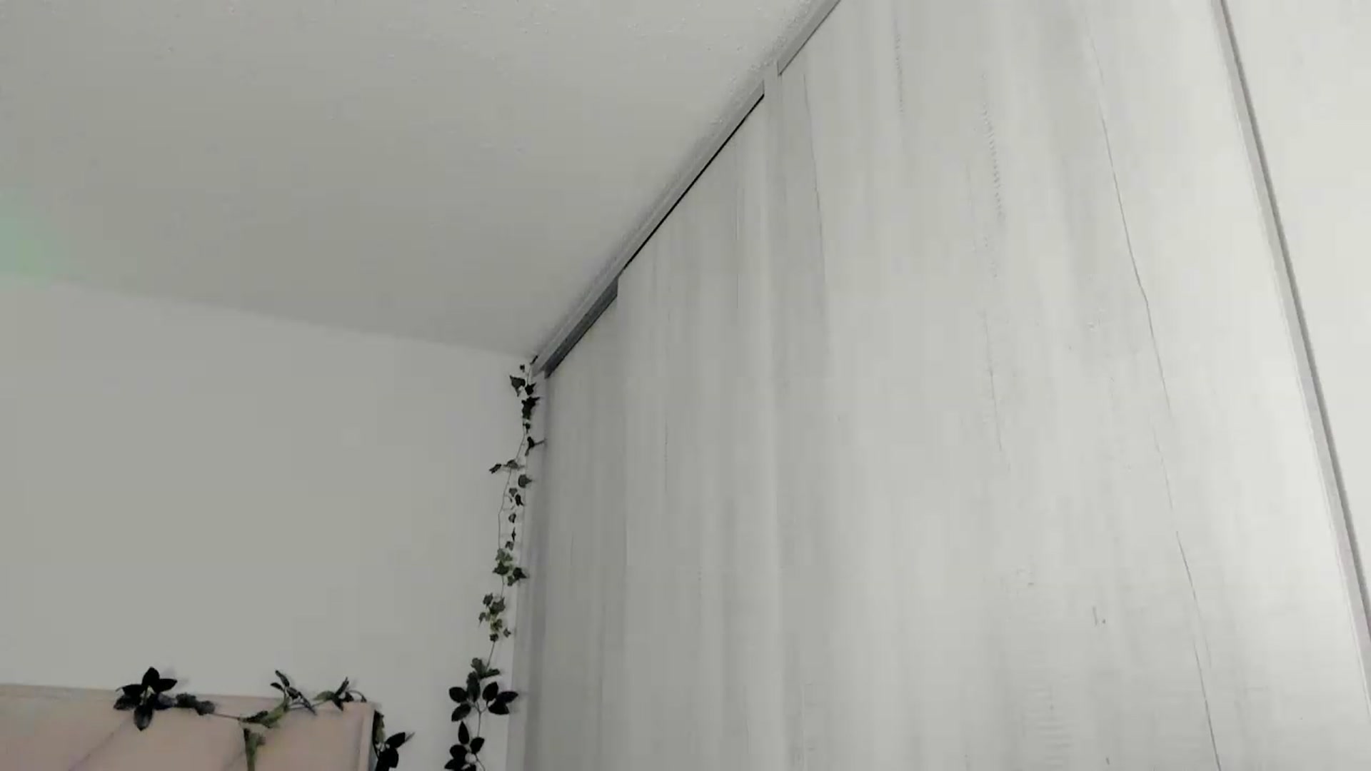 Gallery image thumbnail from sexyALISOM's myfreecams stream on, 06/01/2026, 12:01 image 5 of 20