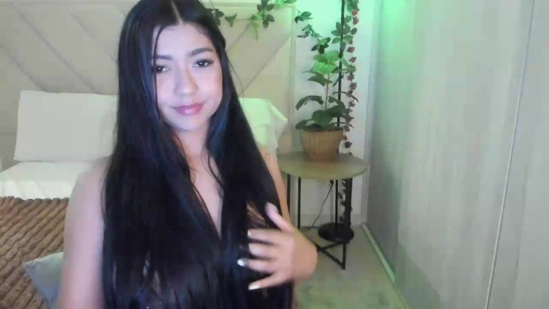 Gallery image thumbnail from sexyALISOM's myfreecams stream on, 06/21/2026, 11:38 image 18 of 20