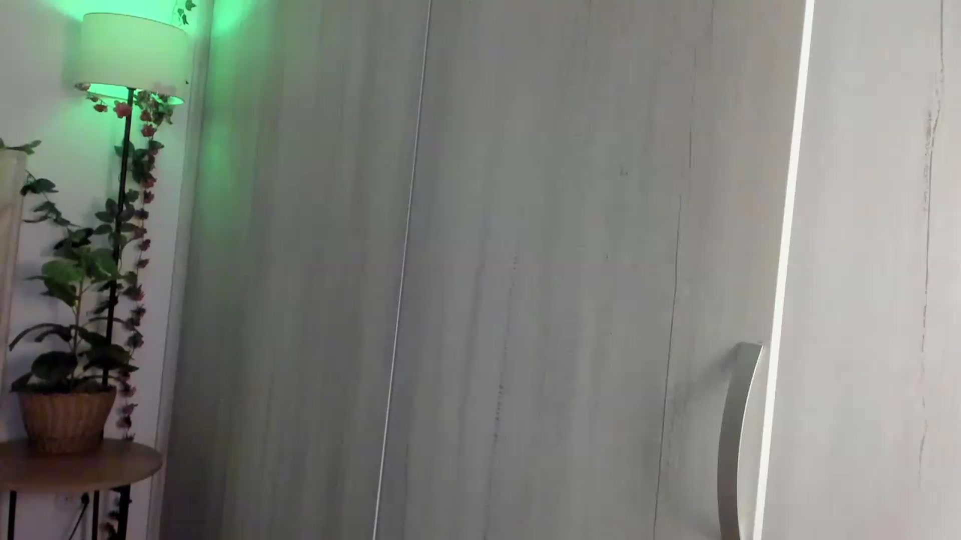 Gallery image thumbnail from sexyALISOM's myfreecams stream on, 06/22/2026, 13:45 image 18 of 20