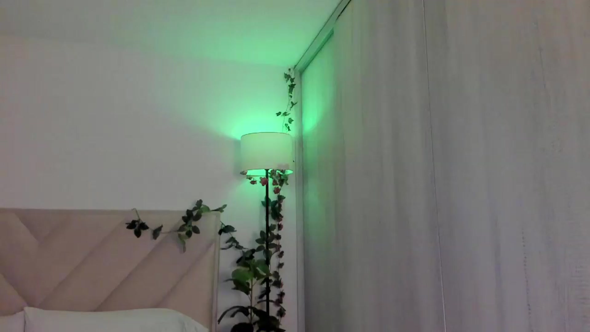 Gallery image thumbnail from sexyALISOM's myfreecams stream on, 06/23/2026, 09:31 image 2 of 20