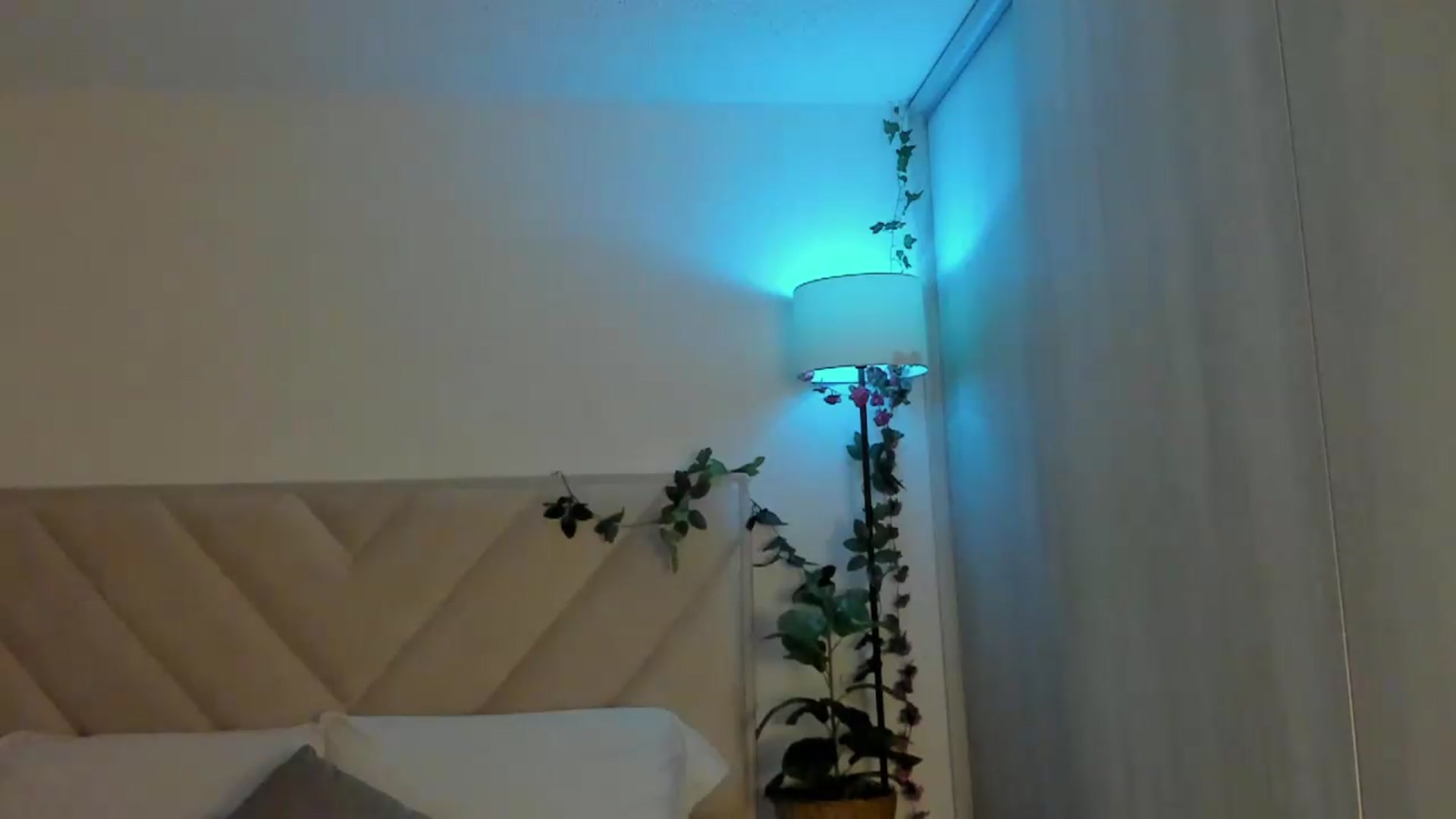 Gallery image thumbnail from sexyALISOM's myfreecams stream on, 06/26/2026, 13:08 image 9 of 20