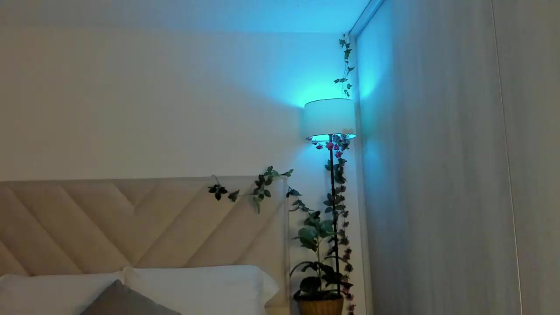Gallery image thumbnail from sexyALISOM's myfreecams stream on, 06/26/2026, 13:08 image 6 of 20
