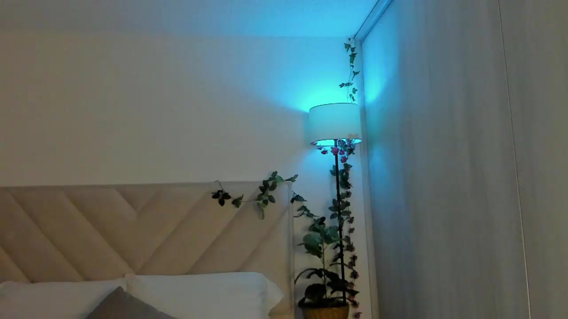 Gallery image thumbnail from sexyALISOM's myfreecams stream on, 06/26/2026, 13:08 image 8 of 20