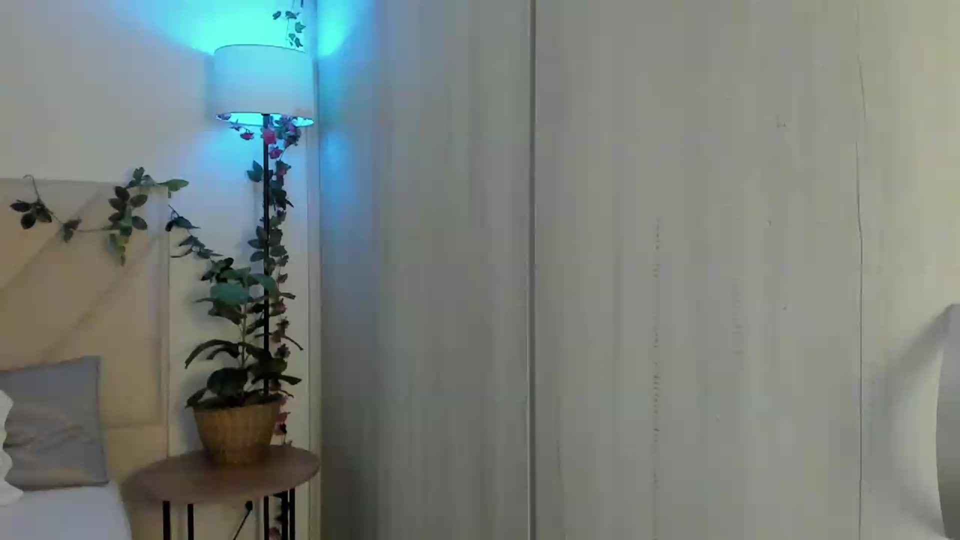 Gallery image thumbnail from sexyALISOM's myfreecams stream on, 07/01/2026, 13:29 image 11 of 20