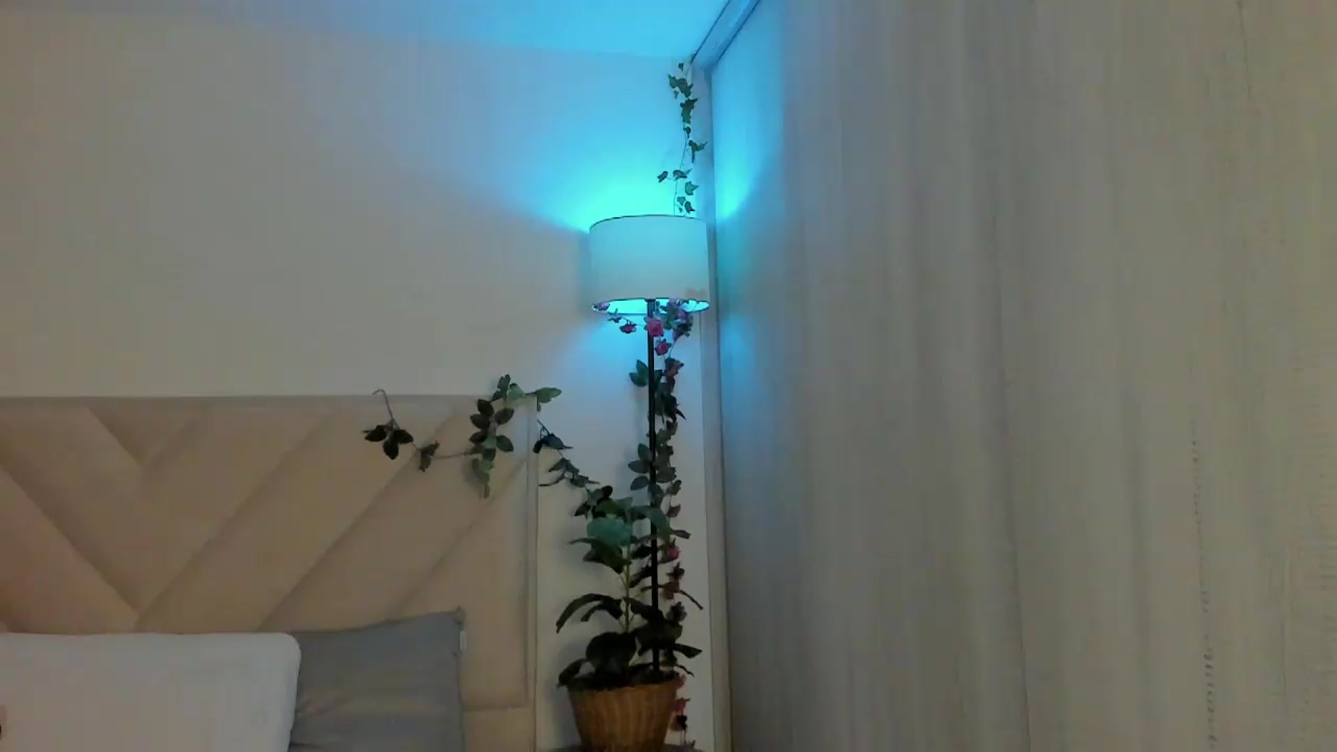 Gallery image thumbnail from sexyALISOM's myfreecams stream on, 07/04/2026, 13:04 image 16 of 20