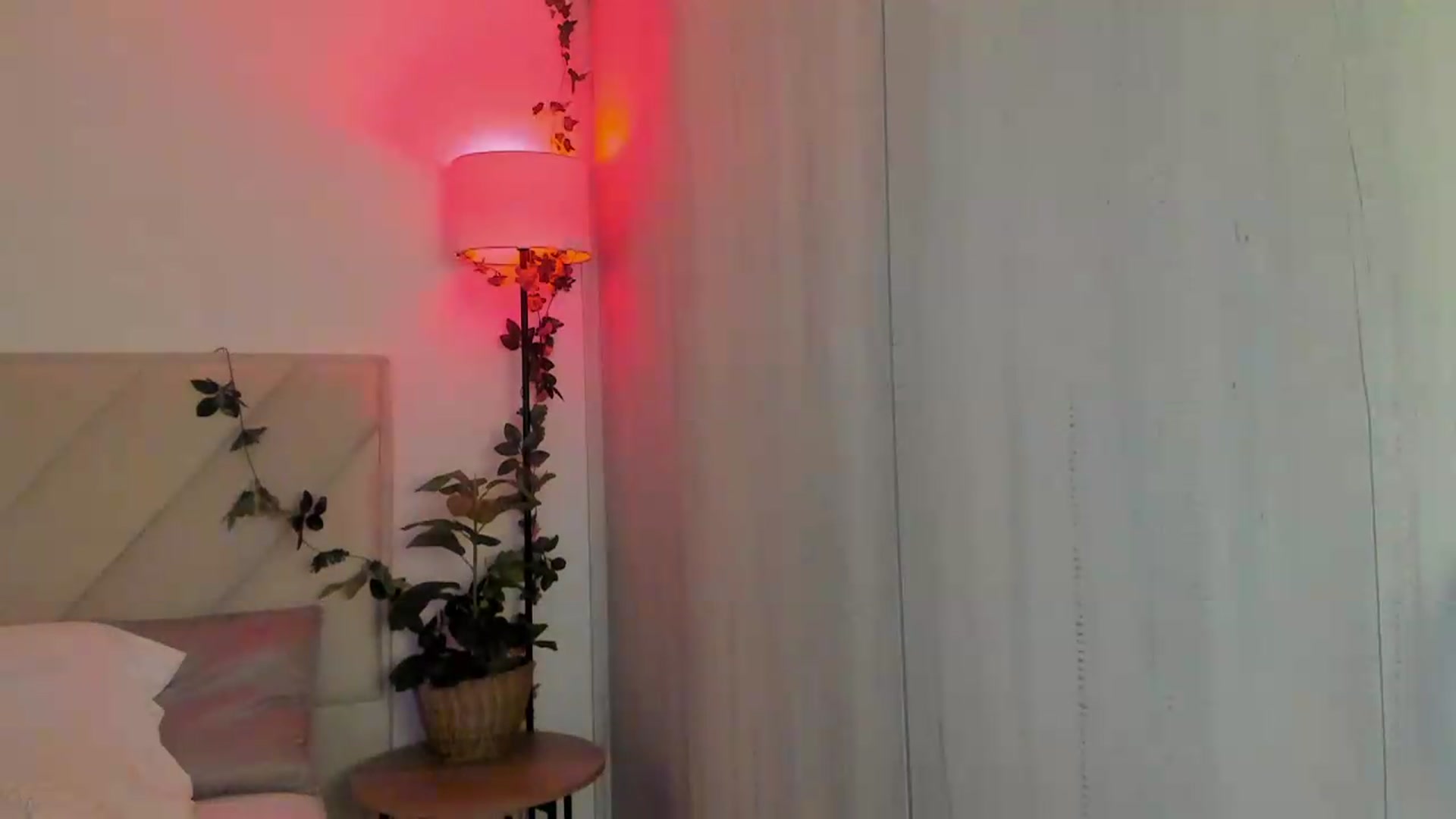 Gallery image thumbnail from sexyALISOM's myfreecams stream on, 07/13/2026, 14:15 image 7 of 20