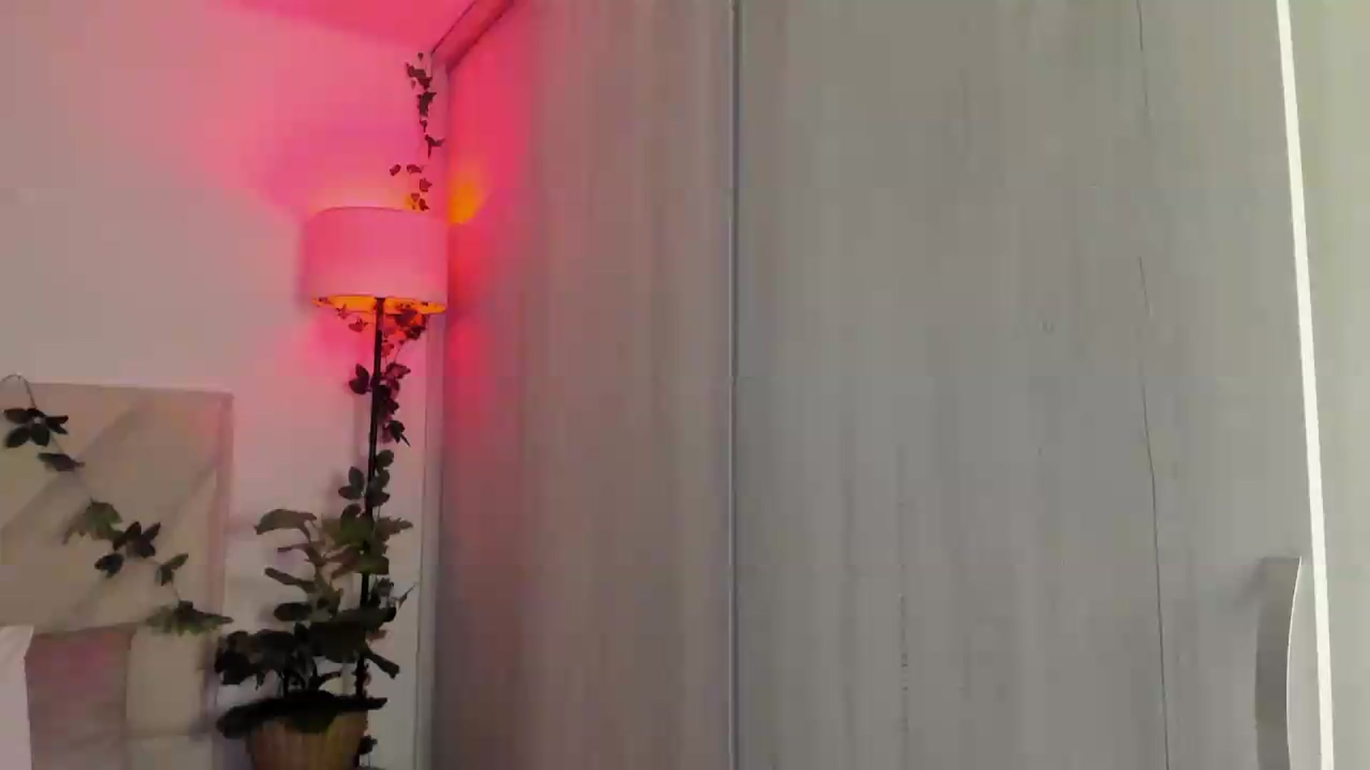 Gallery image thumbnail from sexyALISOM's myfreecams stream on, 07/16/2026, 10:37 image 6 of 20